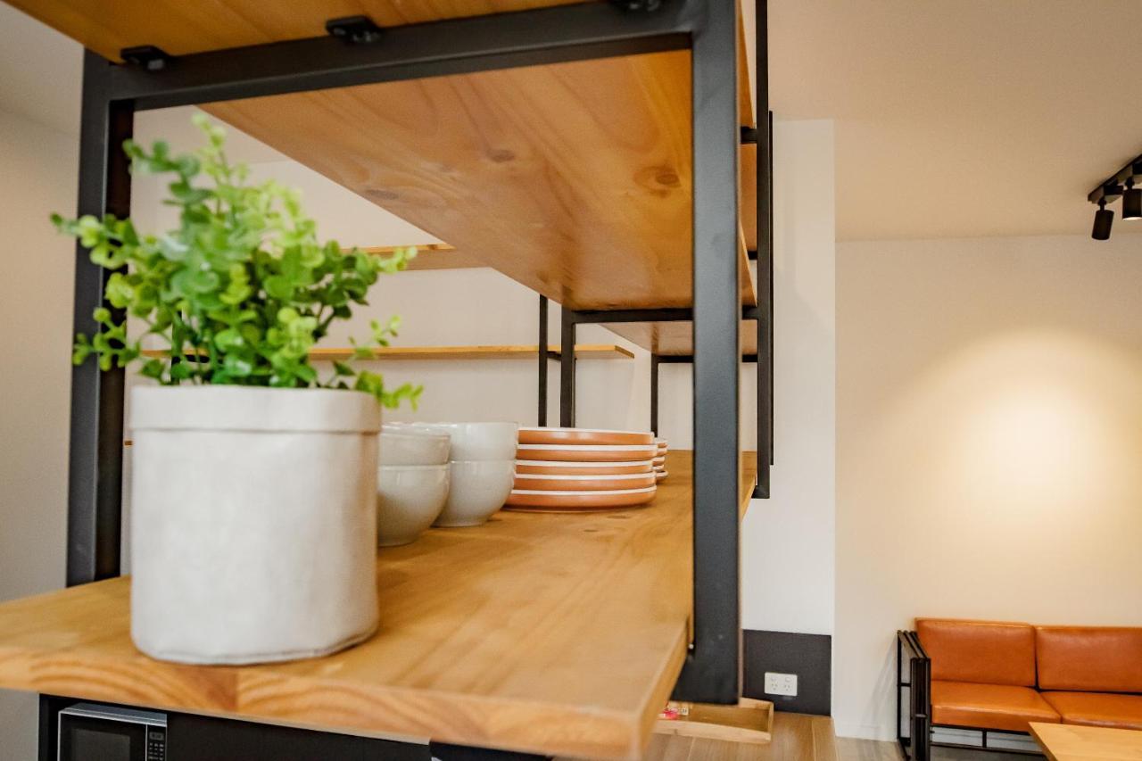 Capsule hotel Pod 2*